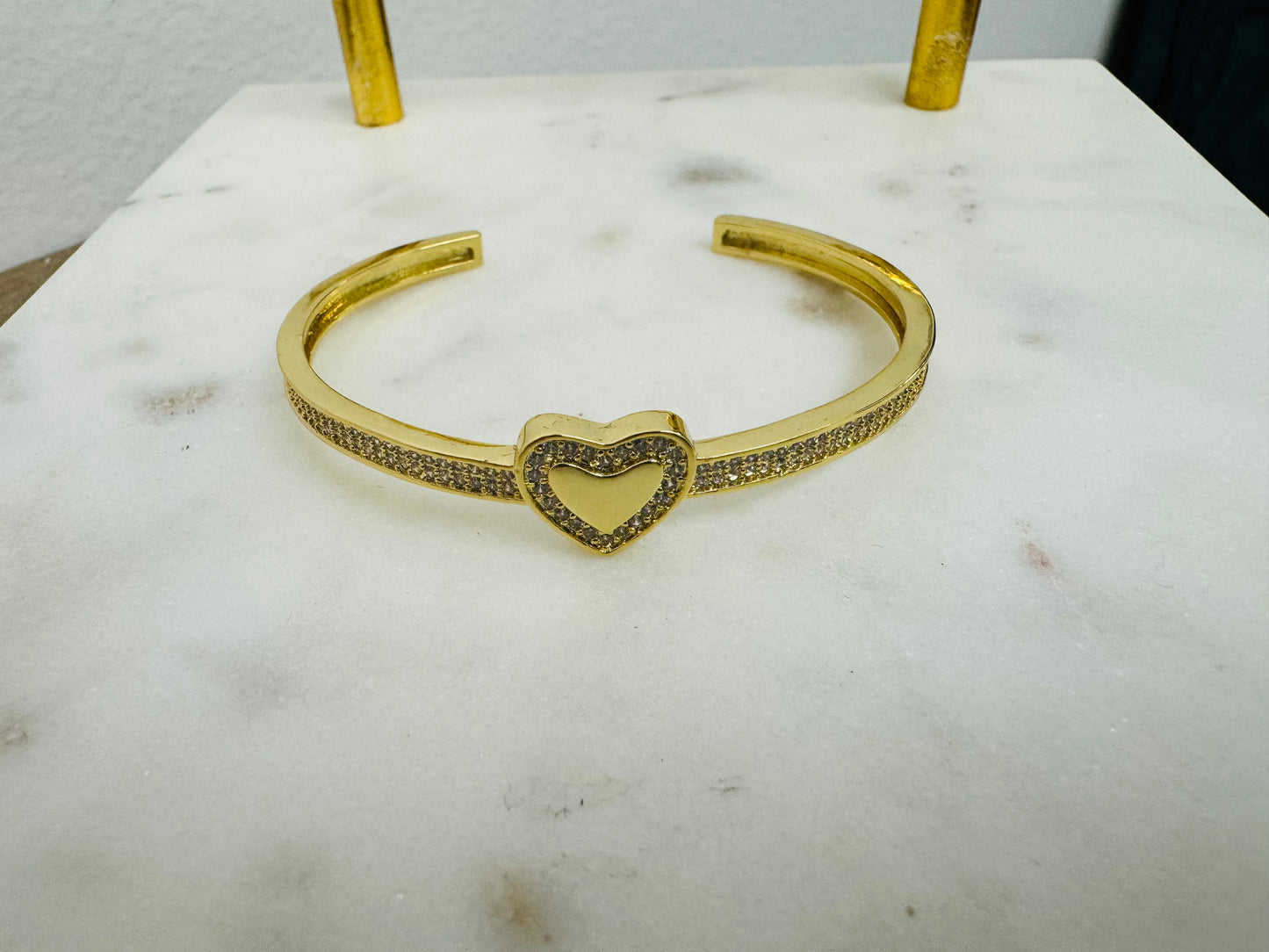 Juliet Heart Cuff
