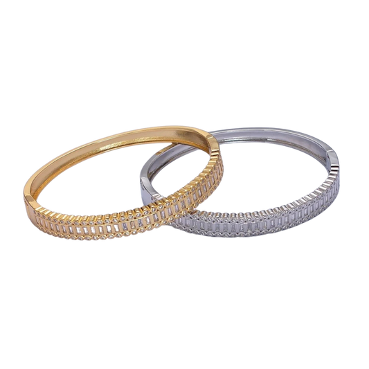 Val Buckle Bracelet